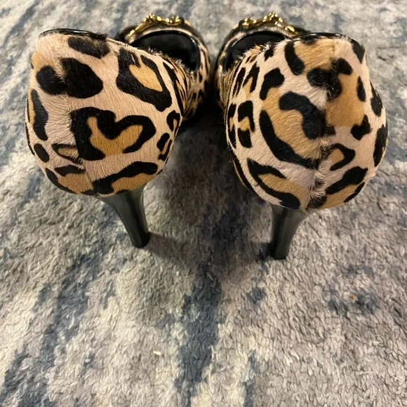 Cole Haan Black Peep Toe Heels with Leopard Bow - Picture 5 of 9